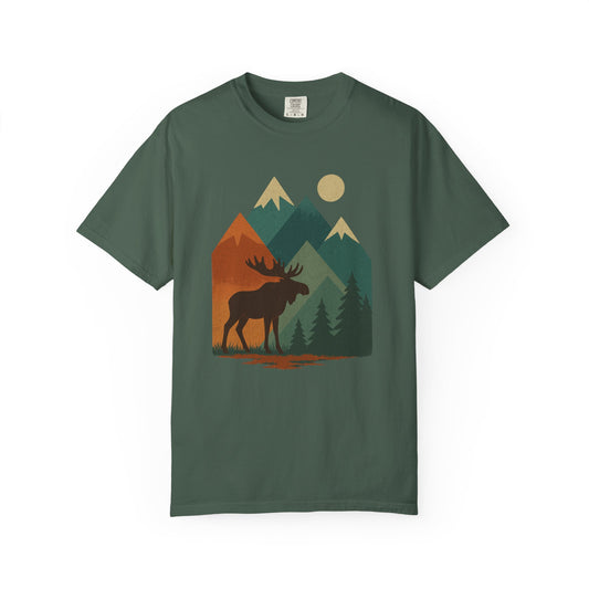 Nature-Inspired Unisex T-Shirt with Moose and Mountains Design