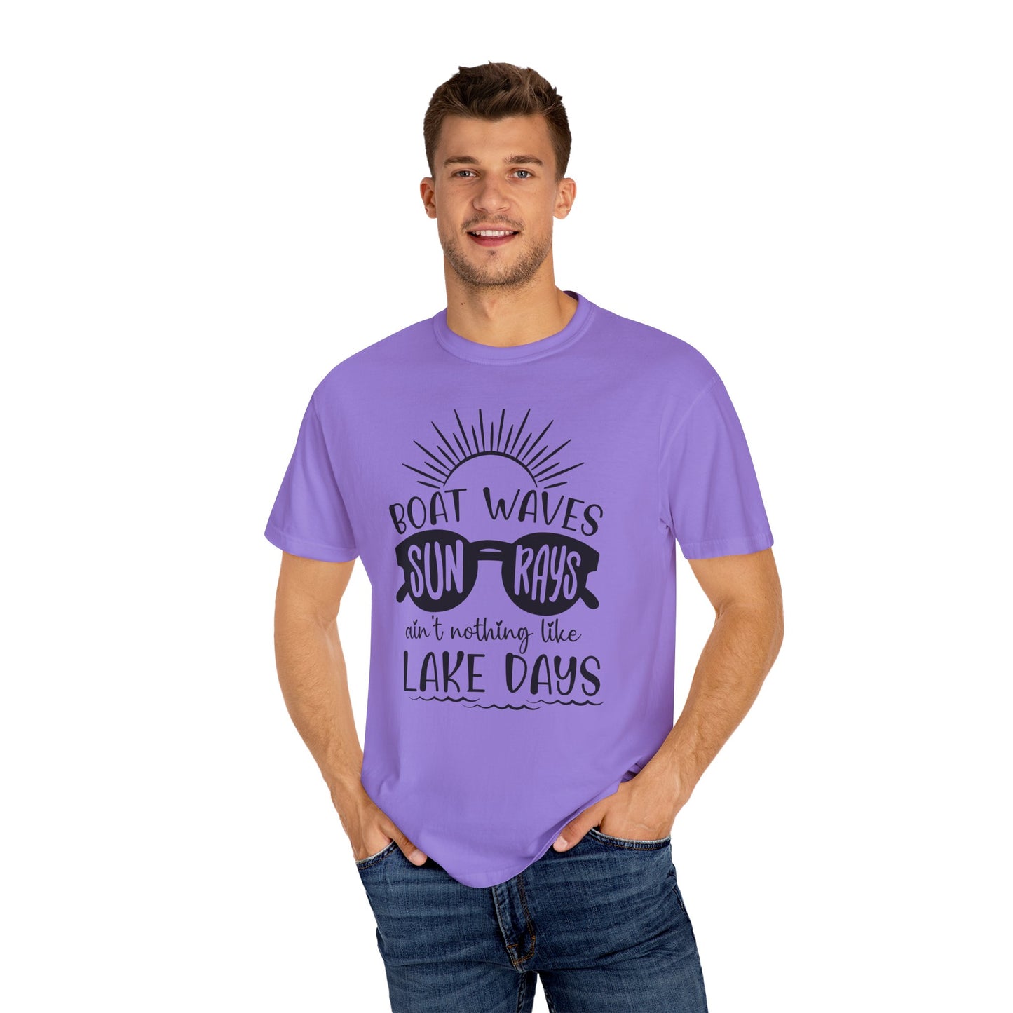 Lake Days Graphic T-Shirt for Outdoor Lovers, Summer Vibes, Ideal for Boating, Beach Days, Gift for Lake Enthusiasts