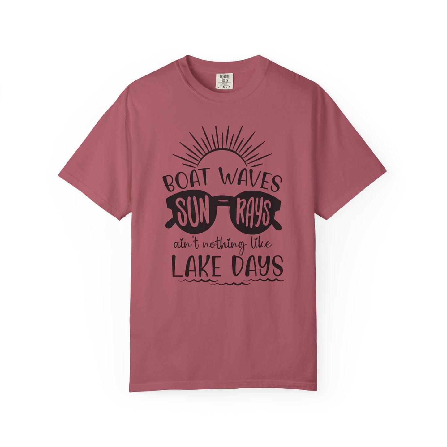 Lake Days Graphic T-Shirt for Outdoor Lovers, Summer Vibes, Ideal for Boating, Beach Days, Gift for Lake Enthusiasts