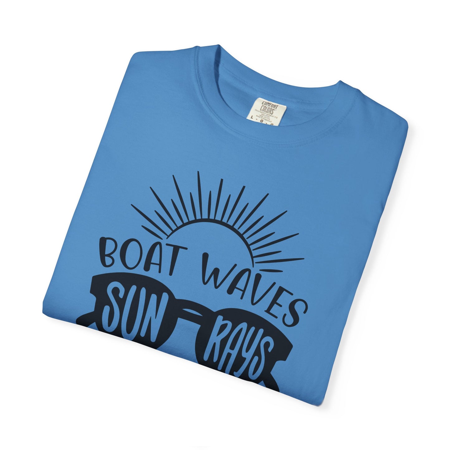 Lake Days Graphic T-Shirt for Outdoor Lovers, Summer Vibes, Ideal for Boating, Beach Days, Gift for Lake Enthusiasts
