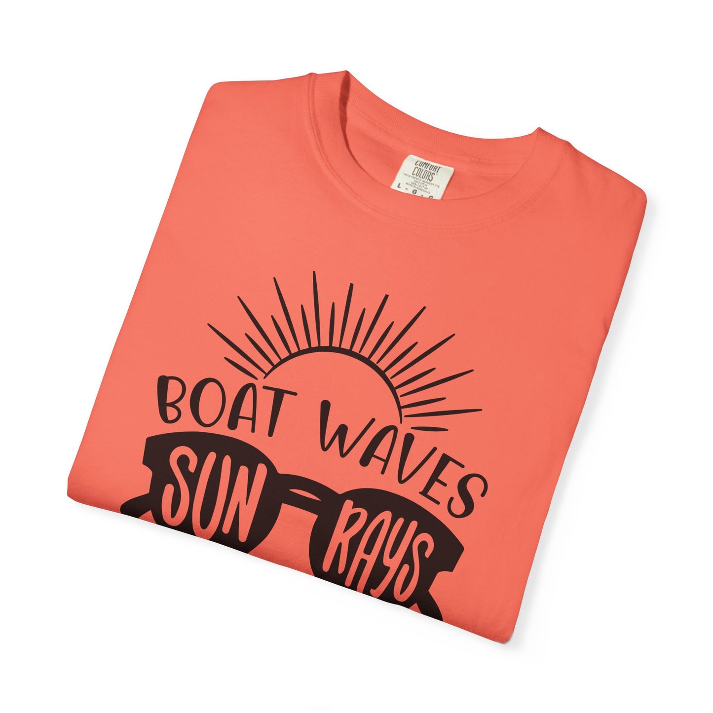 Lake Days Graphic T-Shirt for Outdoor Lovers, Summer Vibes, Ideal for Boating, Beach Days, Gift for Lake Enthusiasts